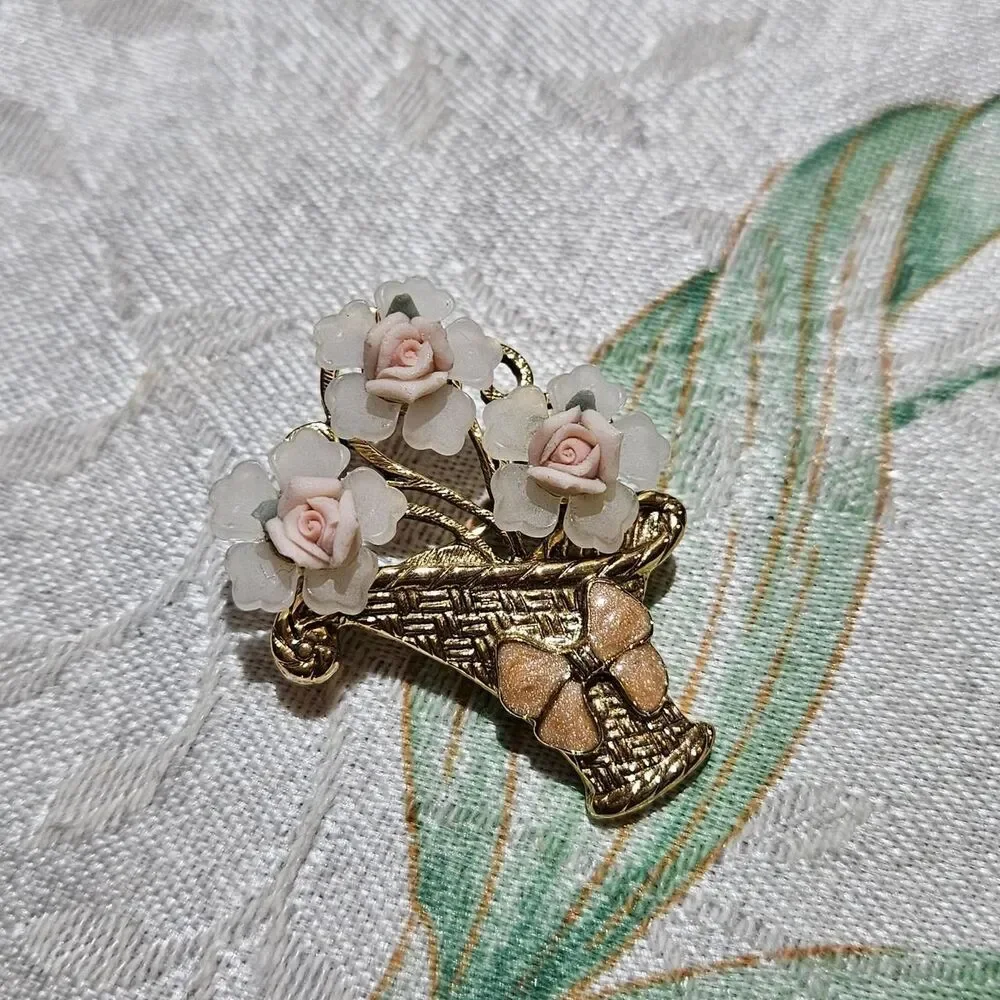 vintage coquette cottagecore pink rose bouquet basket bow brooch